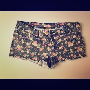 Bongo Fashion Floral Fringe low-rise Women Shorts